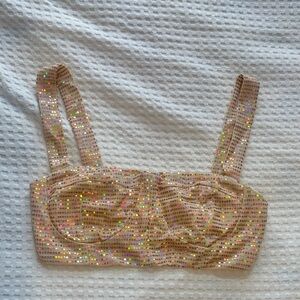 Tan Sequence Tiny Top